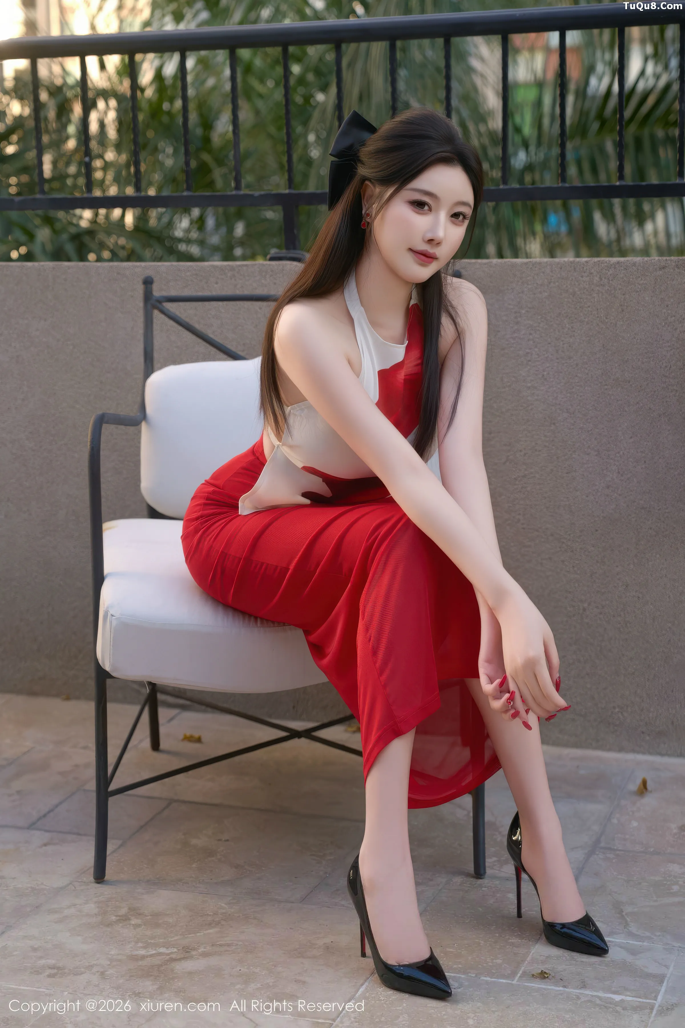 Yang Chenchen's Sexy Red Maxi Dress and Black Jumpsuit Photoshoot Show Off Her Voluptuous Figure (72P)