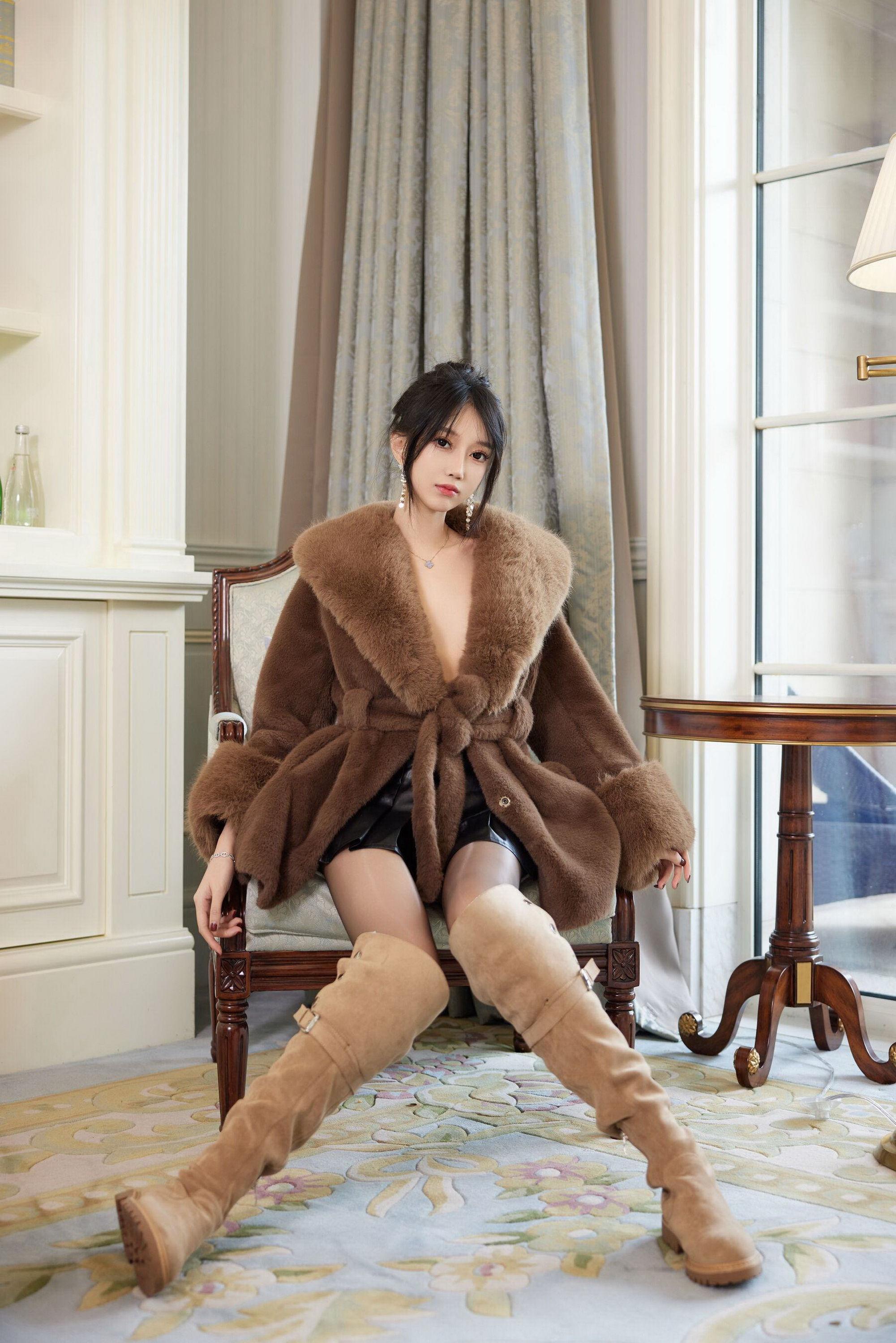 Paid Content] Yue'eryue Seductive Private Shoot Benefits Black Stockings Long Boots 88P 8