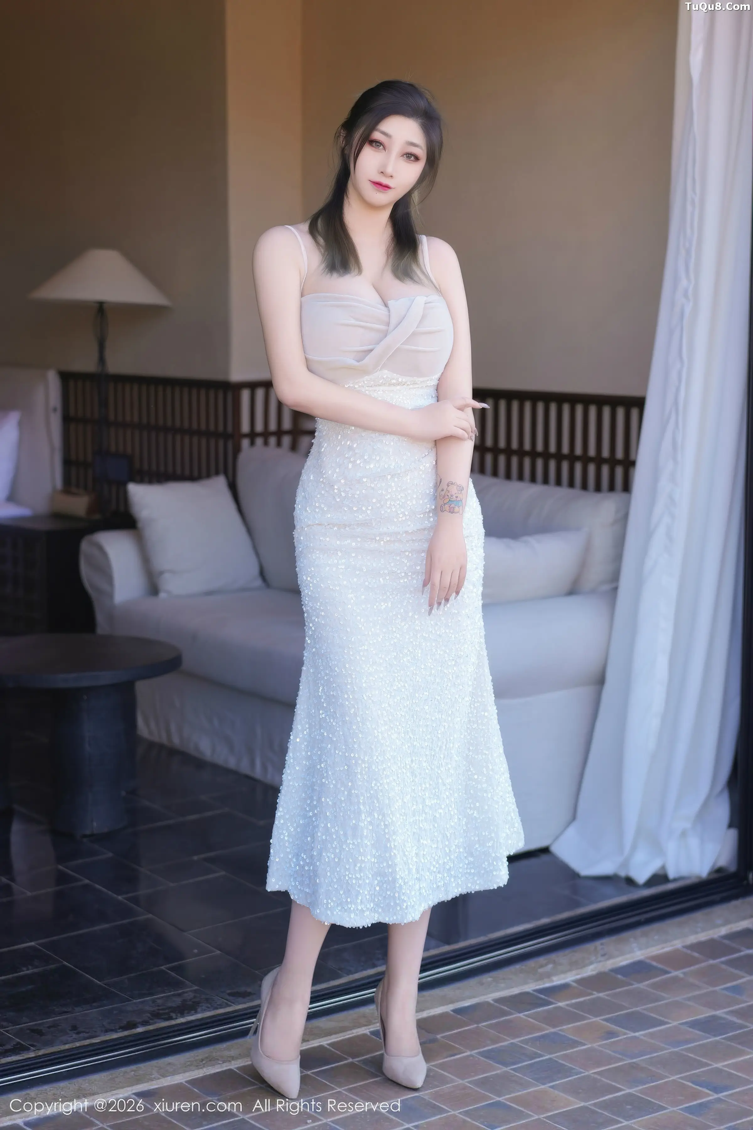 Daji_Toxic Private Sexy Light-colored Dress with High Heels Showing Voluptuous Figure Stunning Photos 70P 2