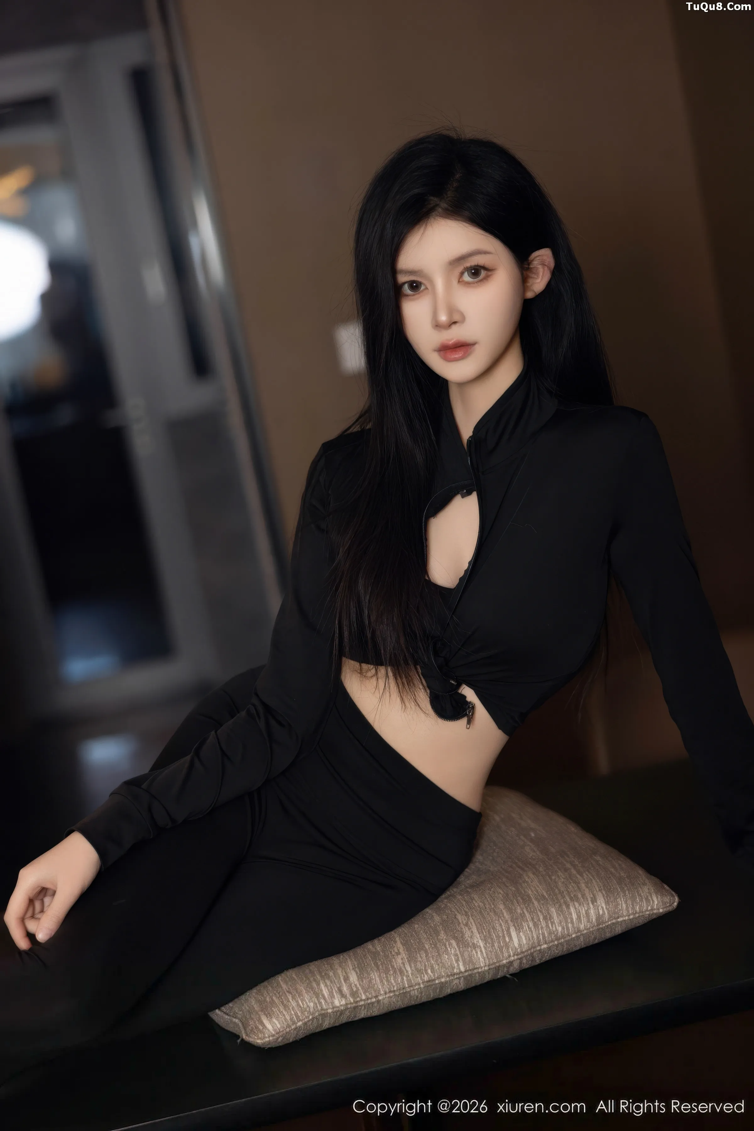 Shen Rusī Sexy Black Lingerie Outfit Photoshoot Showcasing Slender Figure and Beautiful Physique 85P