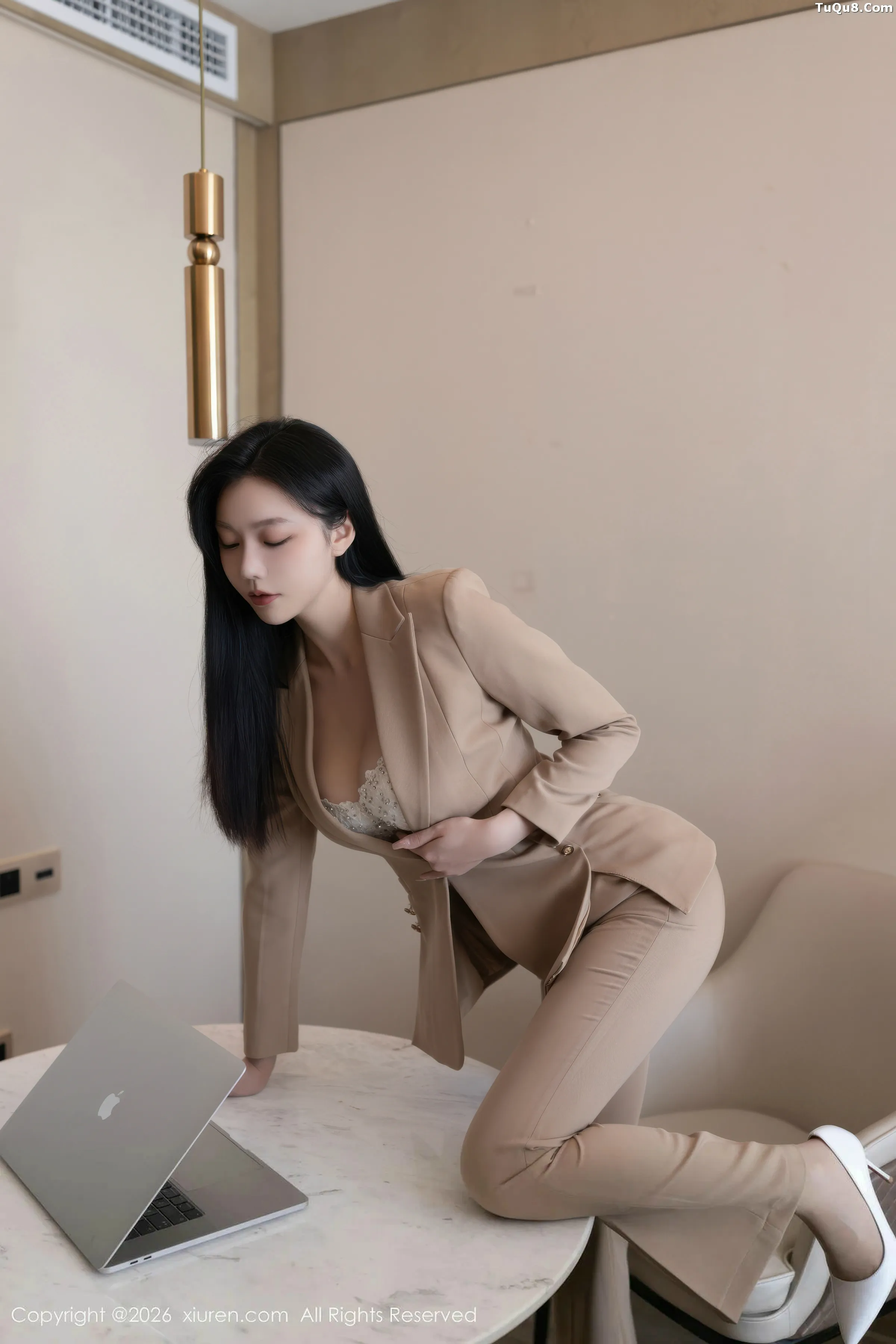 An Ran anran sexy suit revealing white underwear paired with super thin sheer silk showing off graceful figure stunning photoshoot 72P 5