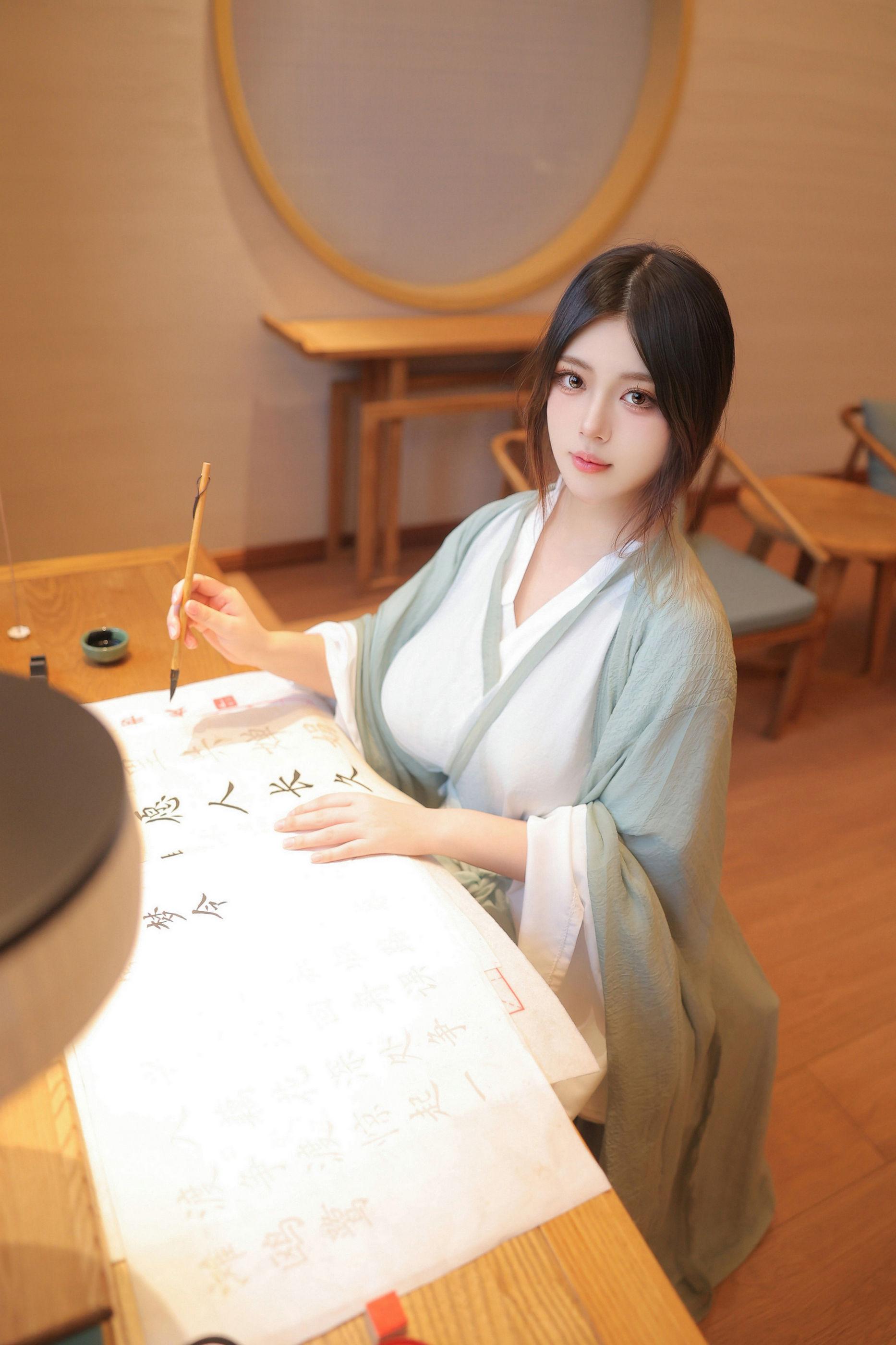 Paid Model Dandanbao Tempting Private Photoshoot Benefits Ancient Style Hanfu 80P 2