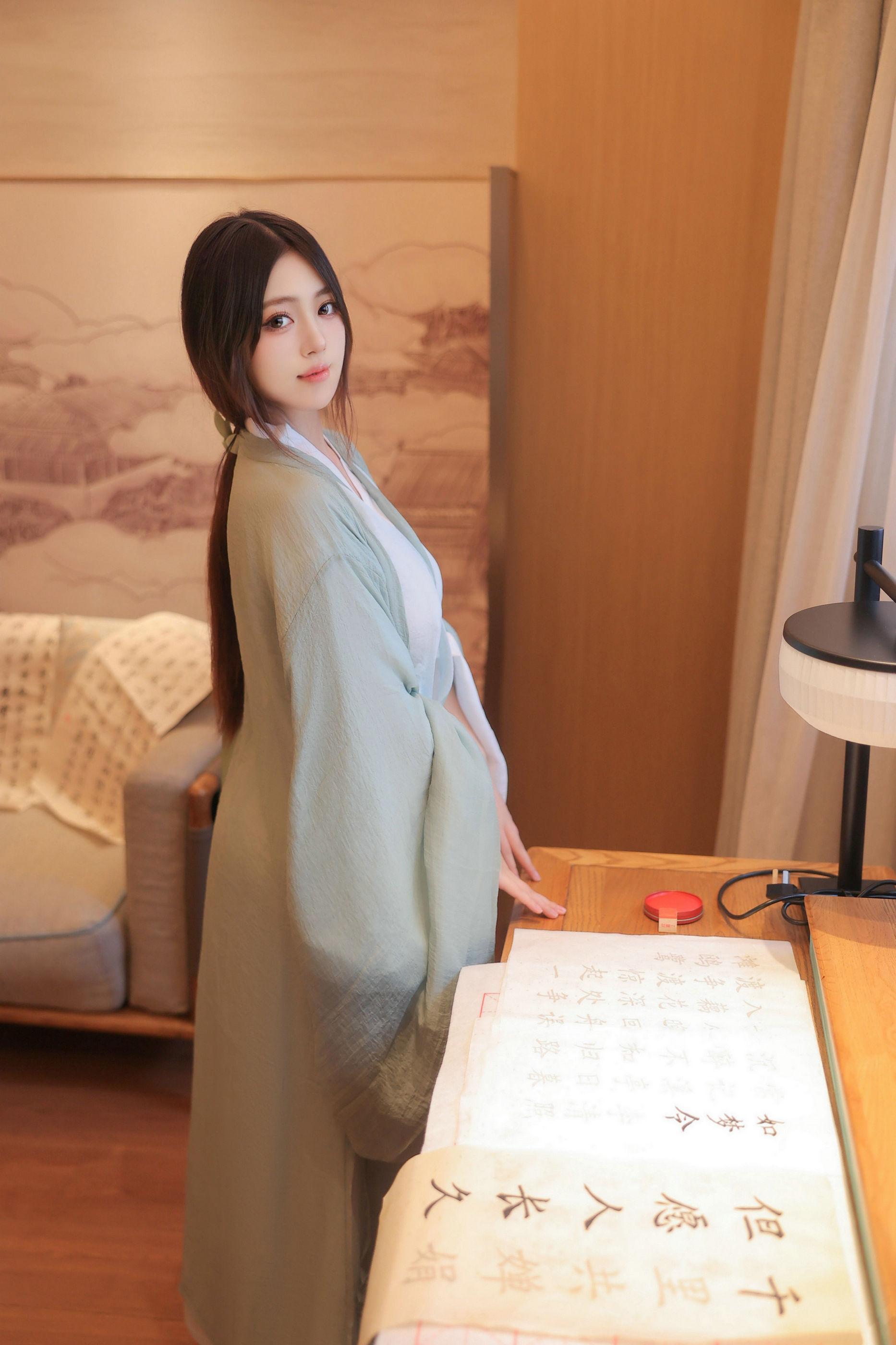 Paid Model Dandanbao Tempting Private Photoshoot Benefits Ancient Style Hanfu 80P 6