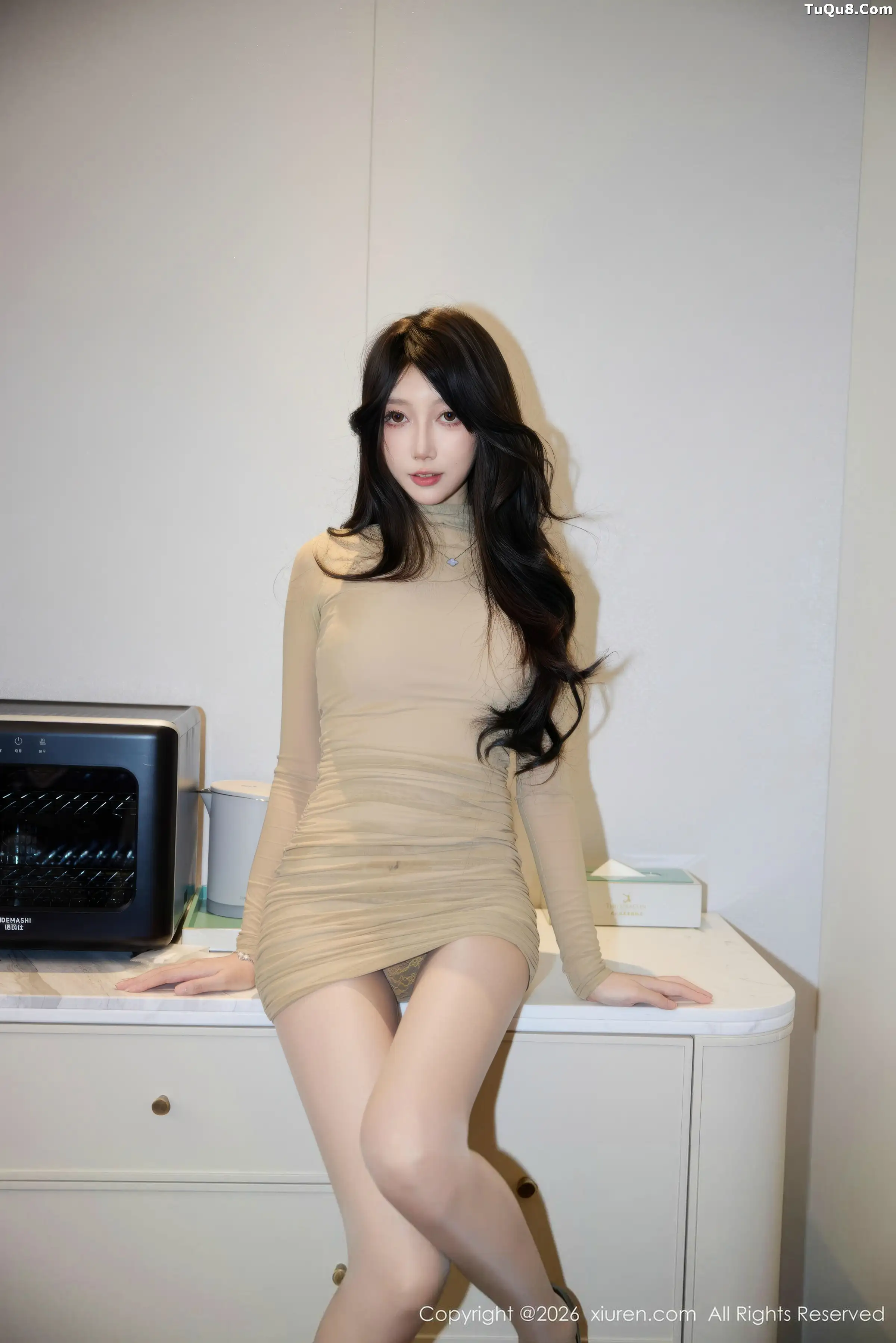 Yue'er Yueer private sexy yellow lingerie paired with ultra-thin flesh silk showing graceful figure, absolutely beautiful photo set 80P 4
