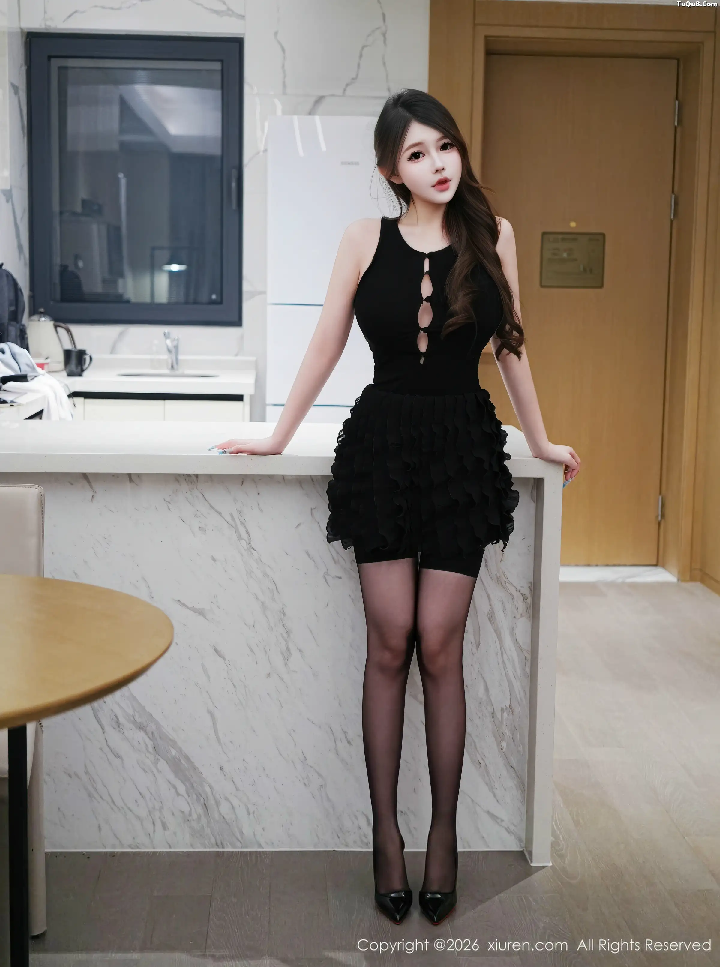 Tian Ni's Private Sexy Black Mini Skirt with Black Stockings Garter Belt Show Voluptuous Figure Alluring Gorgeous Photoshoot 74P 7