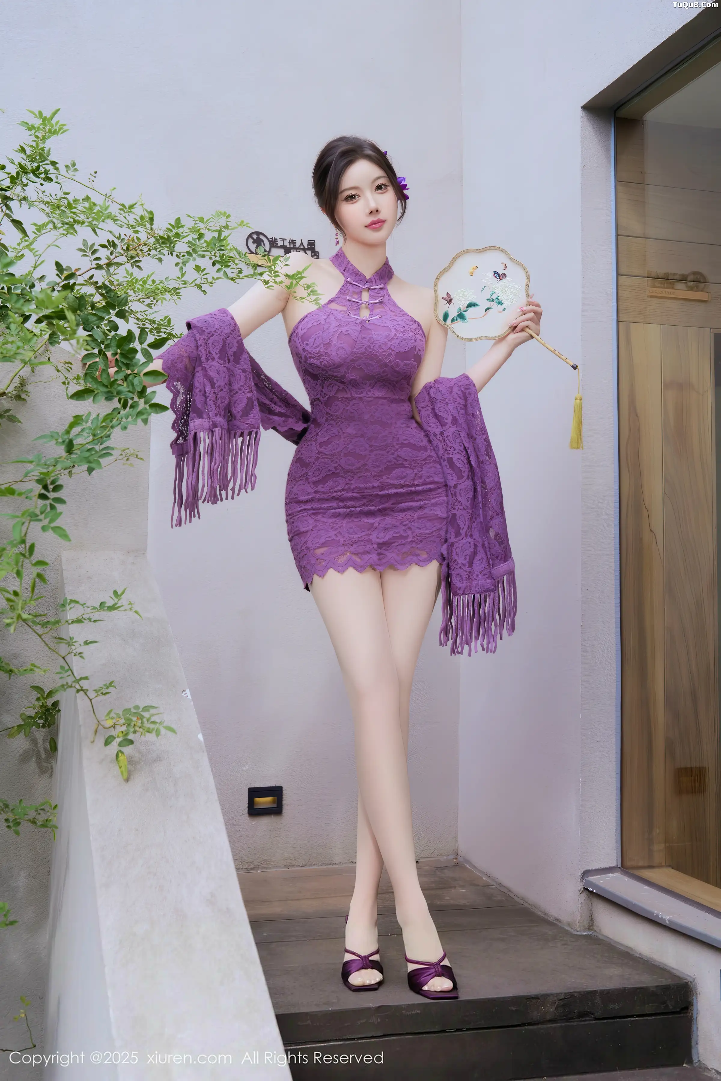 Yang Chenchen's Sexy Purple Jumpsuit Photo Shoot Featuring Slim and Curvy Figure, Perfect Beauty Photoshoot 70P