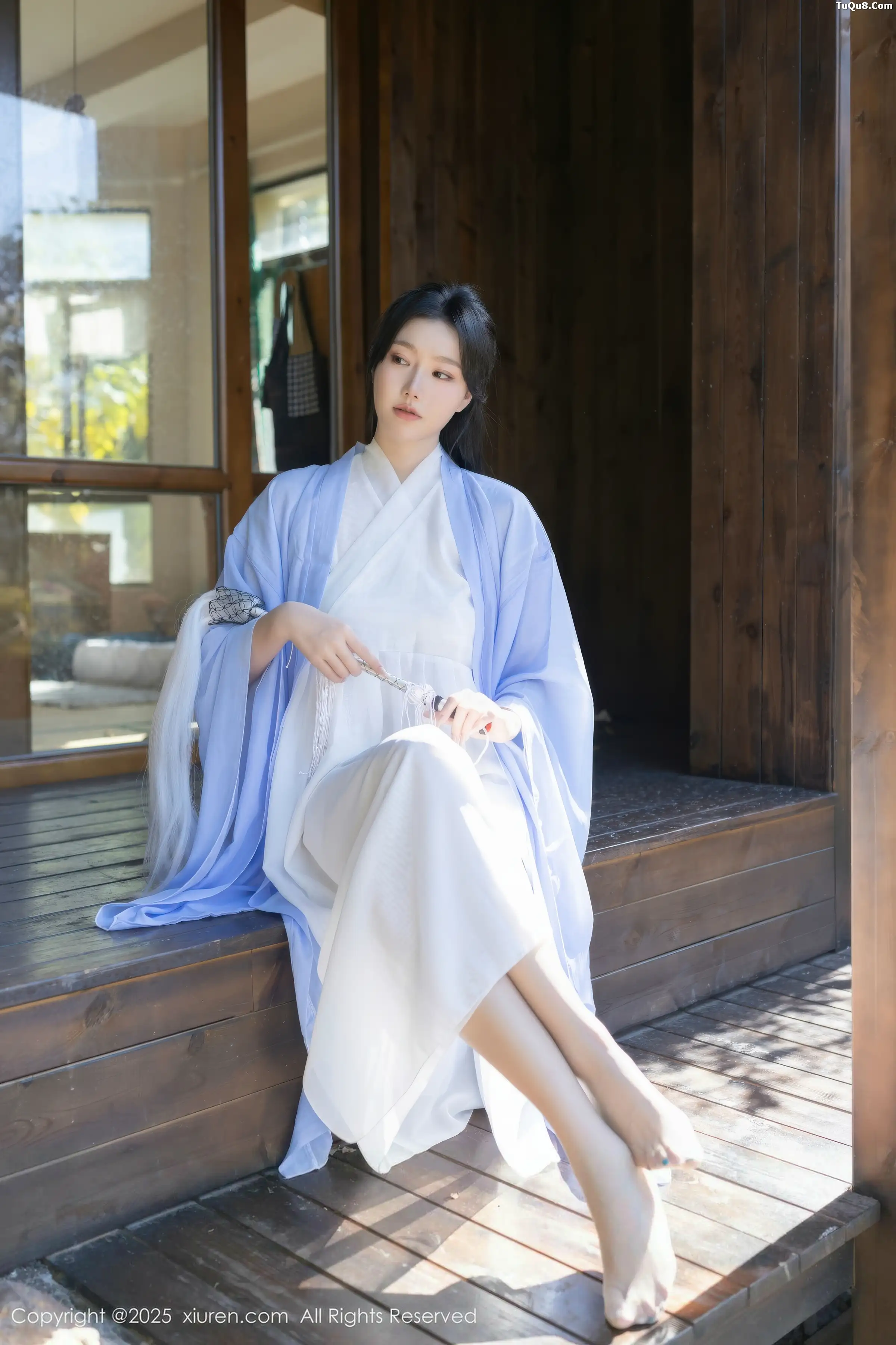 An Ran Dao Gu Sexy Outfit Photoshoot Featuring Sheer Stockings and Stunning Figure - 74P